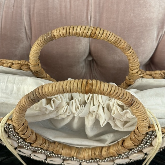 LARGE HANDMADE BRACH BAG WITH FEATHERS - Picture 13 of 17